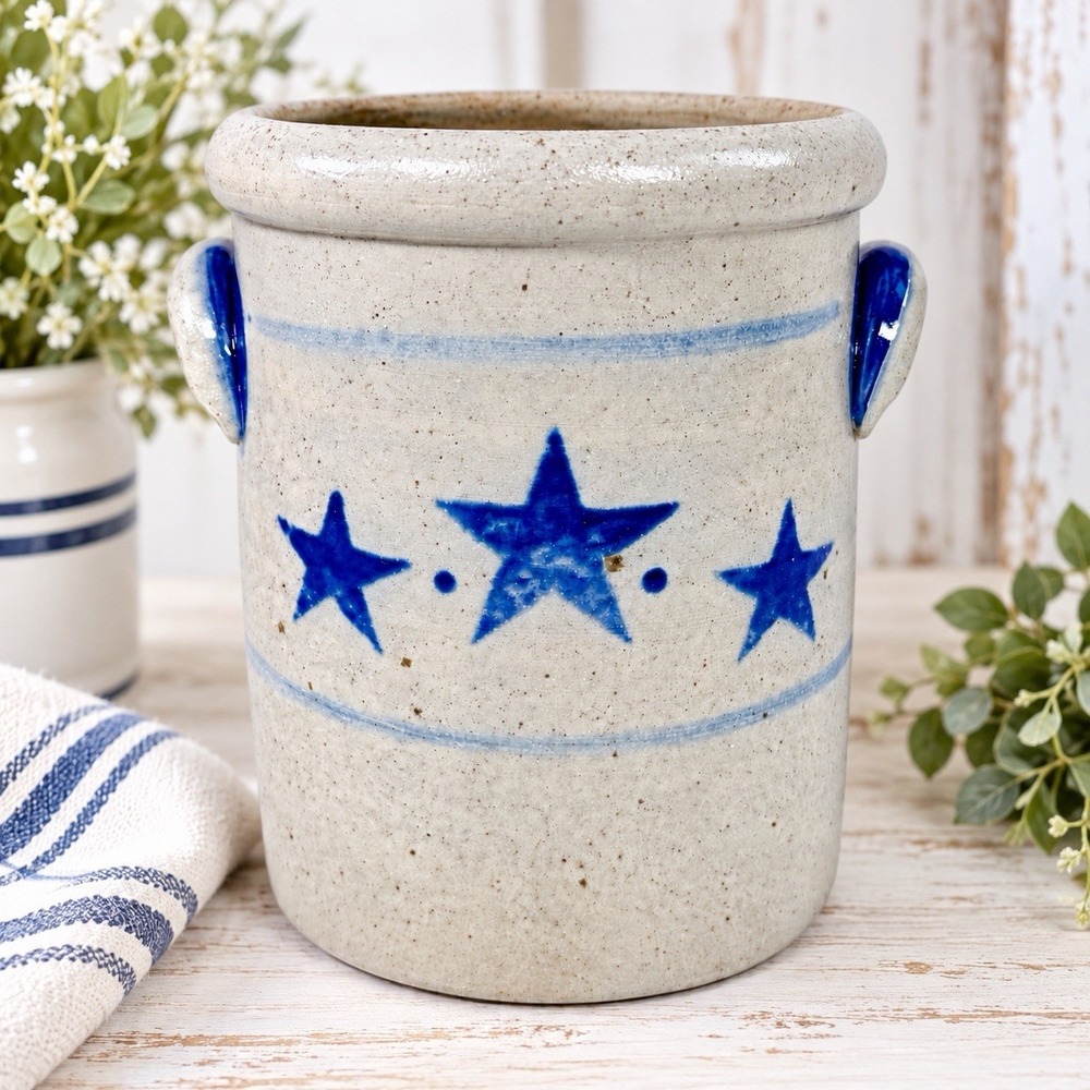 1998 Rowe Pottery Works Stoneware Crock Cobalt Blue Stars Rustic Farmhouse 6.5"